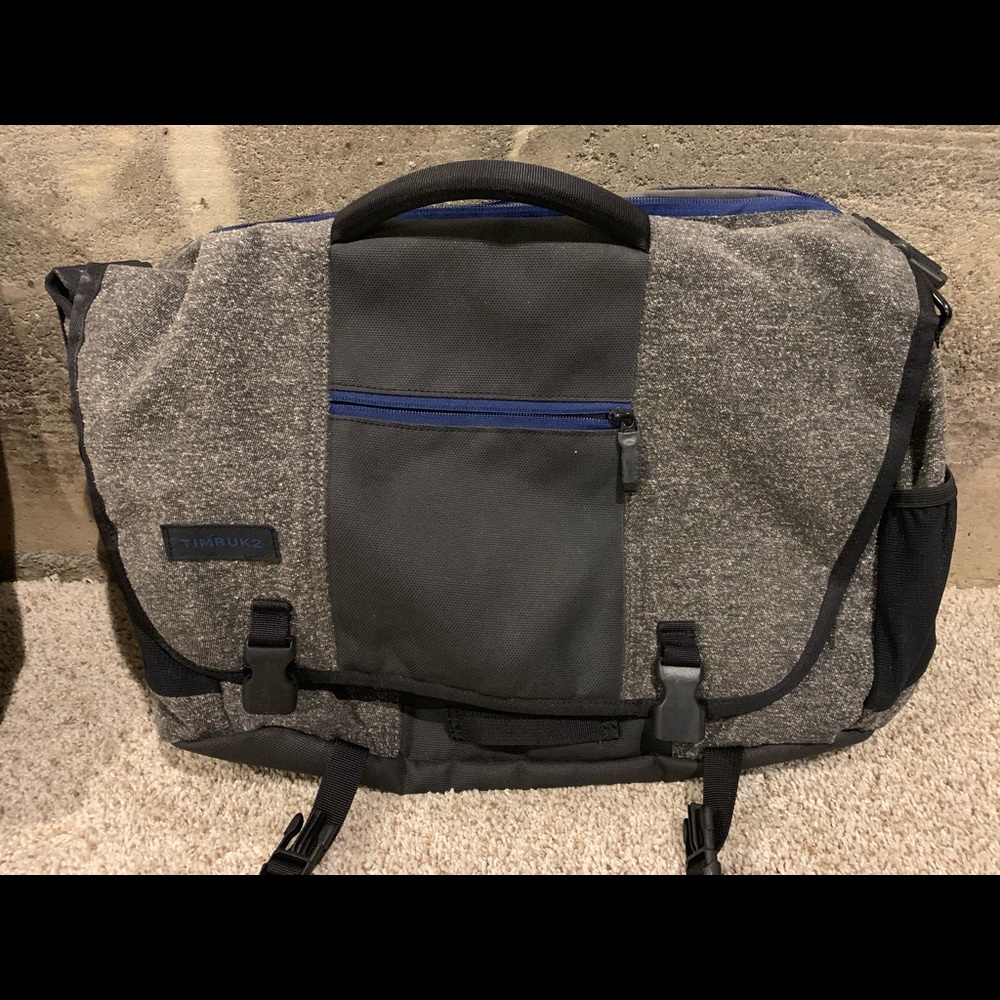 Timbuk2 Classic Messenger Bag.
